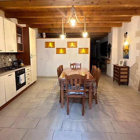 Casa Di Nonna Rosa Canosa di Puglia Exterior foto